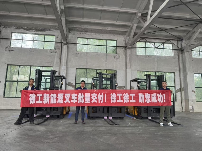 品质与服务共拓市场新局！徐工孔雀叉车赋能冶金行业